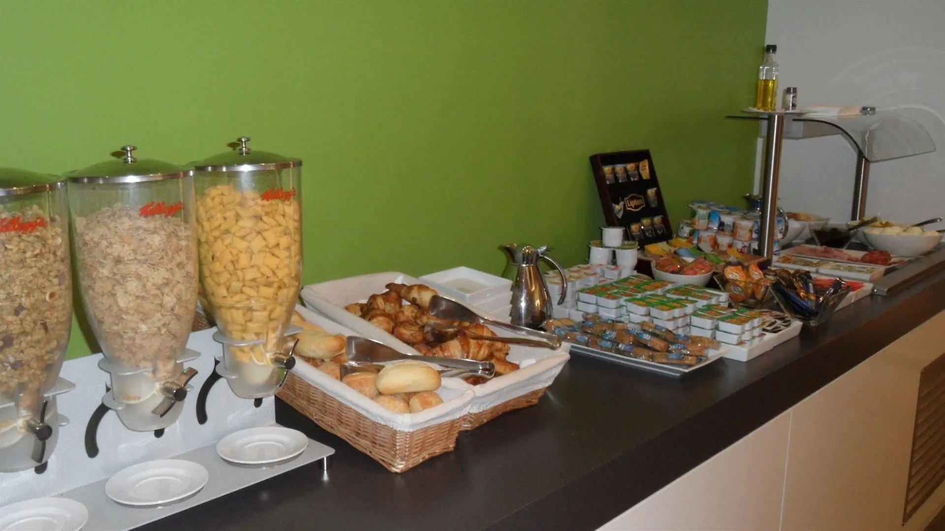 Ibis Styles Marseille Gare Saint-Charles Hotel 3*,  France